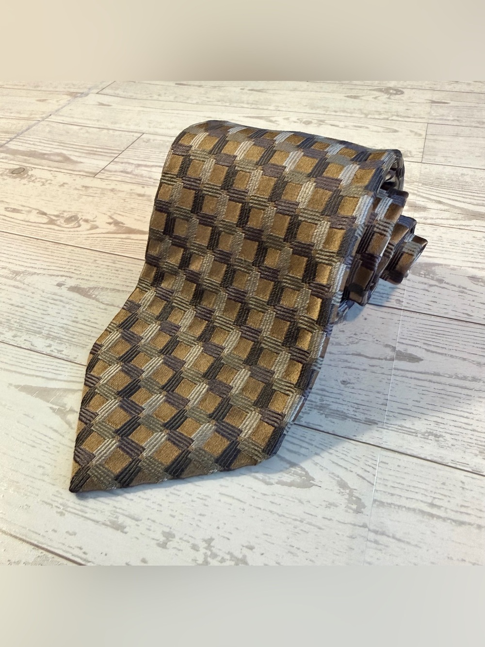 Hugo Boss 100% Silk Geometric‎ Men's Tie